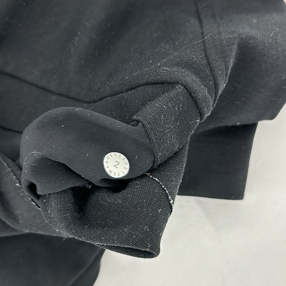 Lululemon Minimal Hoodie - Picture 8 of 9